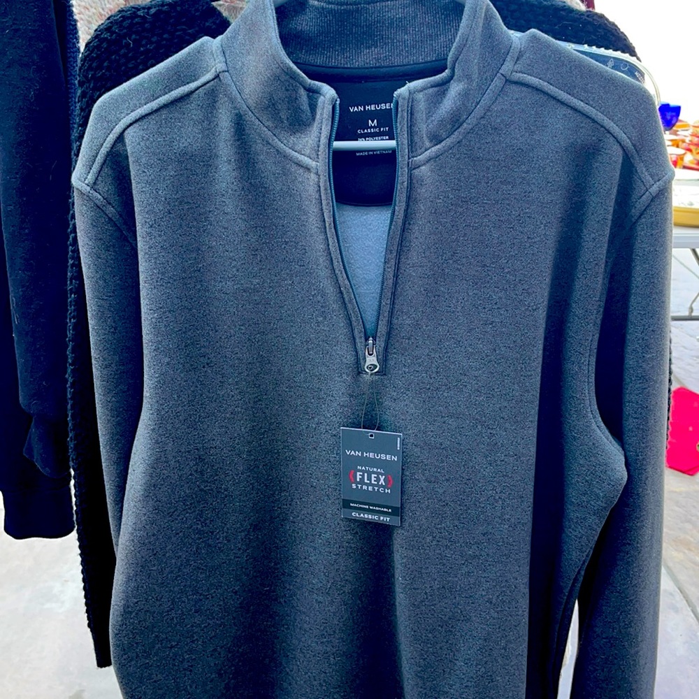 Men’s Van Heusen pullover